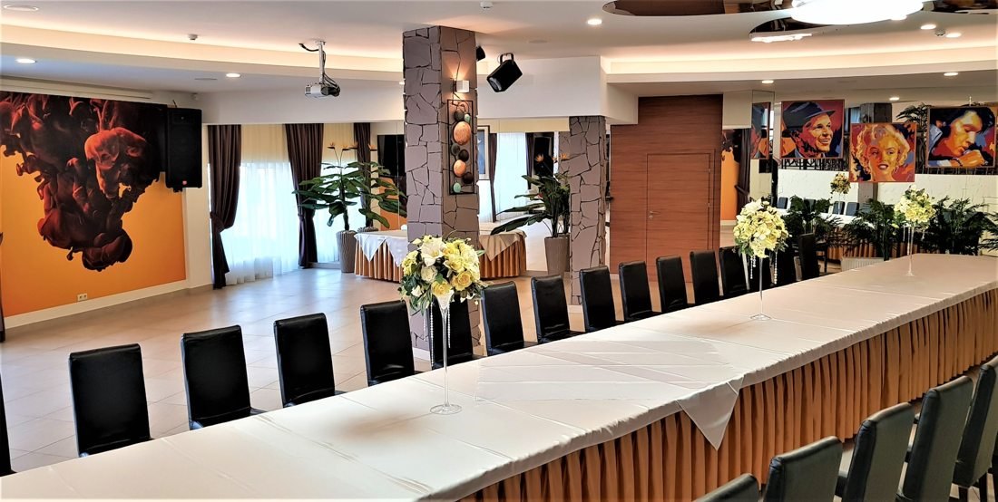 VIP salė restorane Vis à Vis